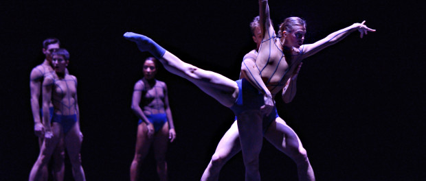 AURA. Danse Danse. Photo © Michael Slobodian. Dancers Alexis Fletcher, Peter Smida and Ballet BC artists