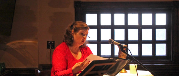 Kathleen Fee reading as Molly Bloom at the Irish Embassy Pub. Photo courtesy of Bloomsday Montréal.