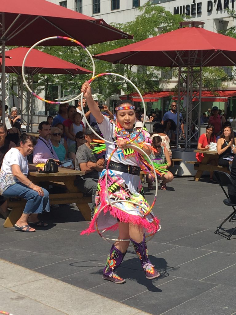 Hoop Dancer. Places des Arts. Presence Autochtone Festival First People's Festival. Photo Rachel Levine