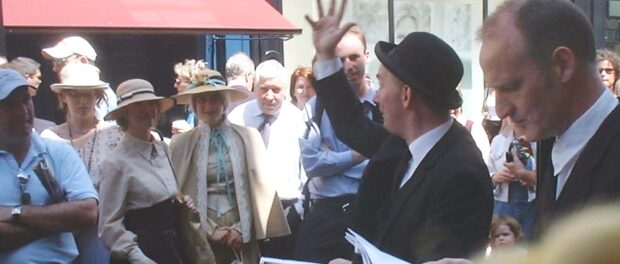 Bloomsday festivities taking place in Dublin, 2003. Photo credit: Flapdragon/Wikimedia Commons.