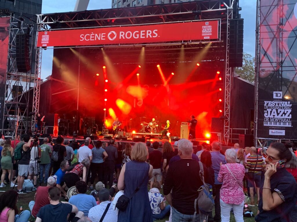 Crowd. Jazz Fest. Montreal. Photo Rachel Levine